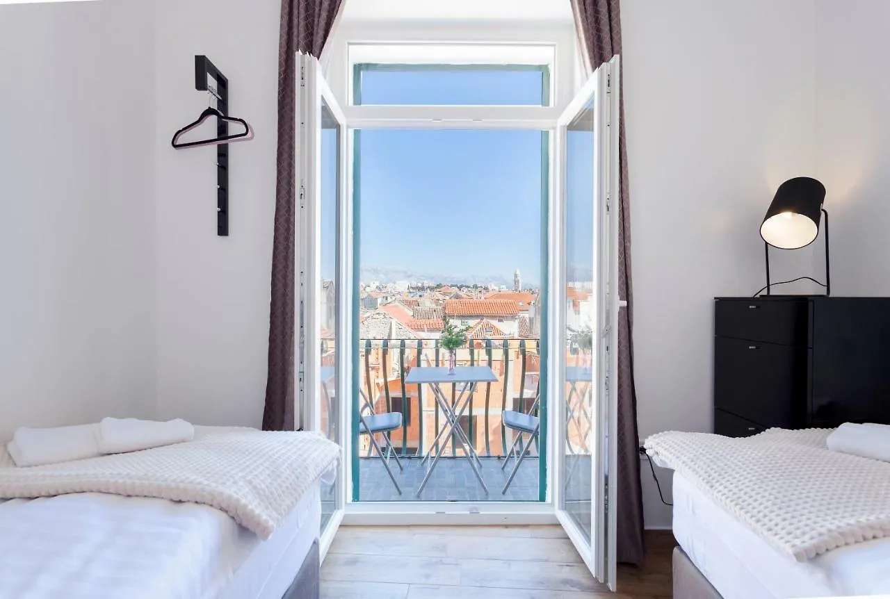 Cozy Apartment Lile In The Heart Of Old Town Split