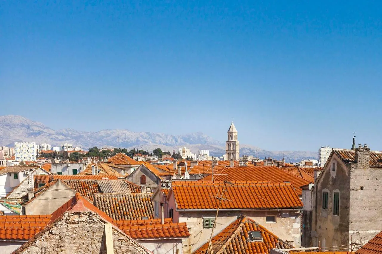 Cozy Apartment Lile In The Heart Of Old Town Split
