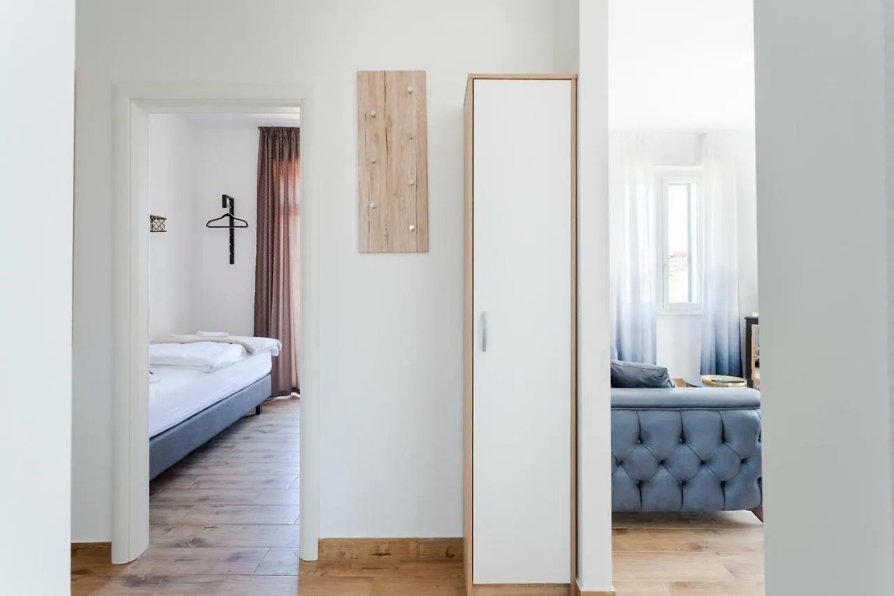 Cozy Apartment Lile In The Heart Of Old Town Split
